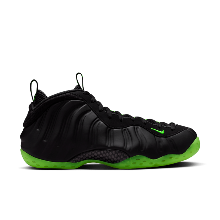 Nike Air Foamposite One Black Volt