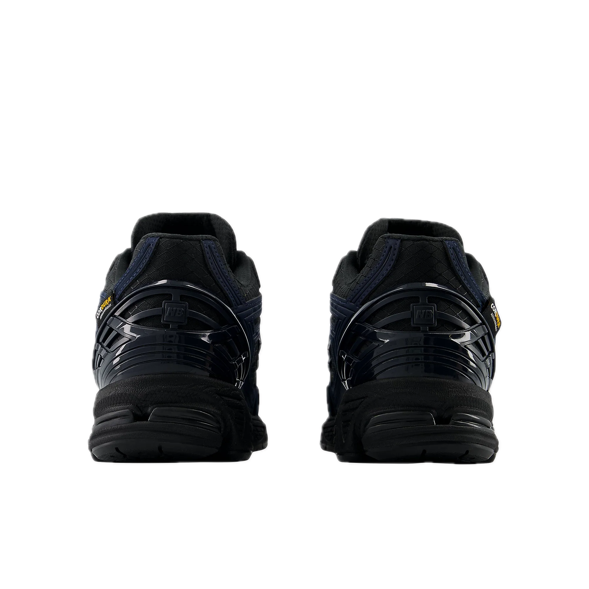 New-Balance-1906R-Cordura-Outerspace-3