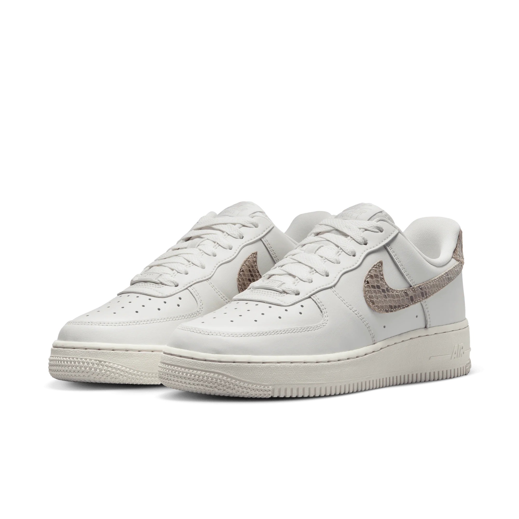 Nike-Air-Force-1-Low-07-Snakeskin-Phantom-2