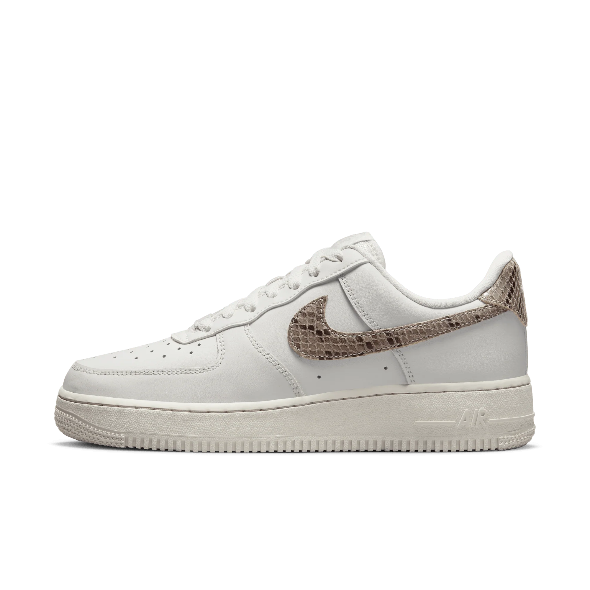 Nike-Air-Force-1-Low-07-Snakeskin-Phantom-4