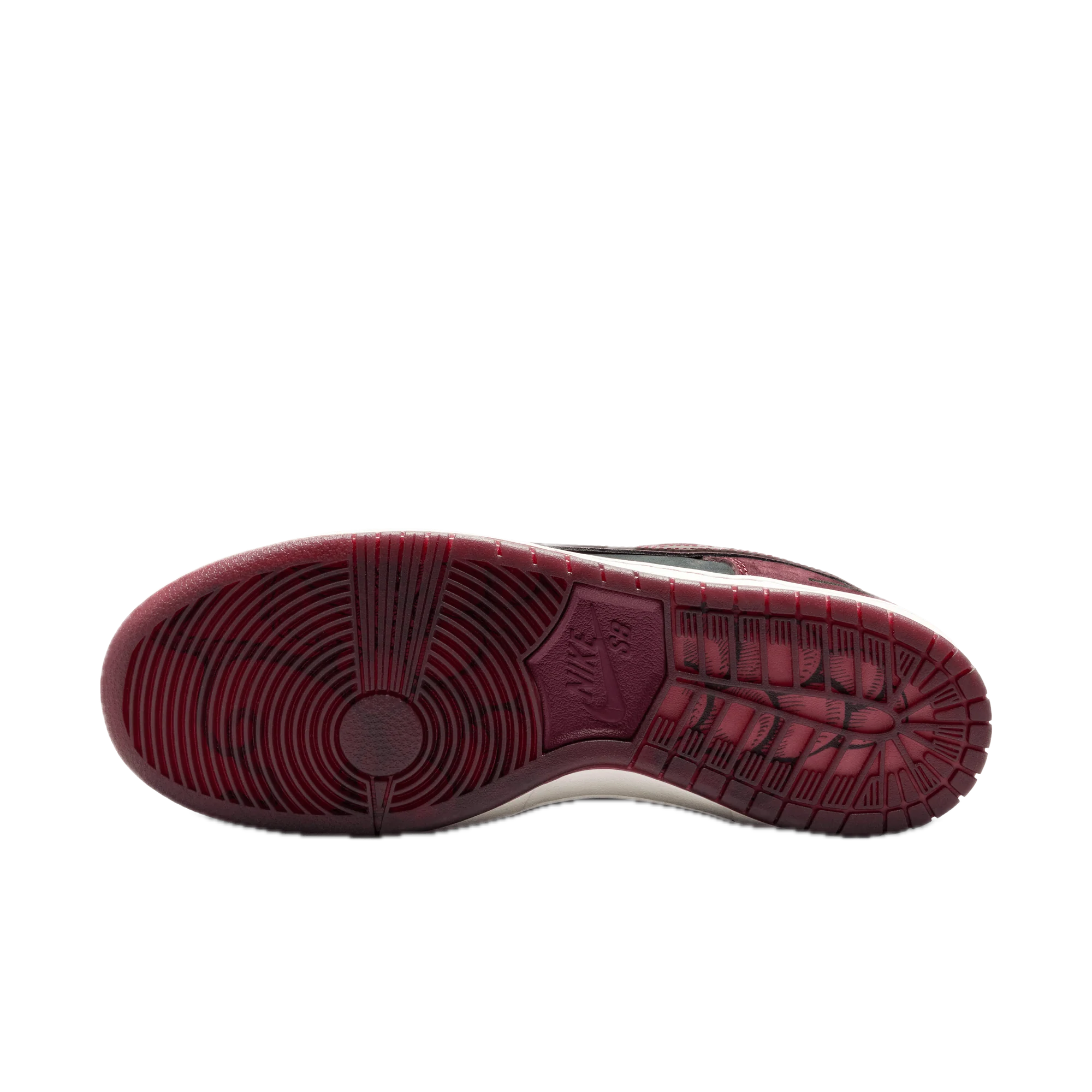 Nike-SB-Dunk-Low-Riot-Skateshop-5