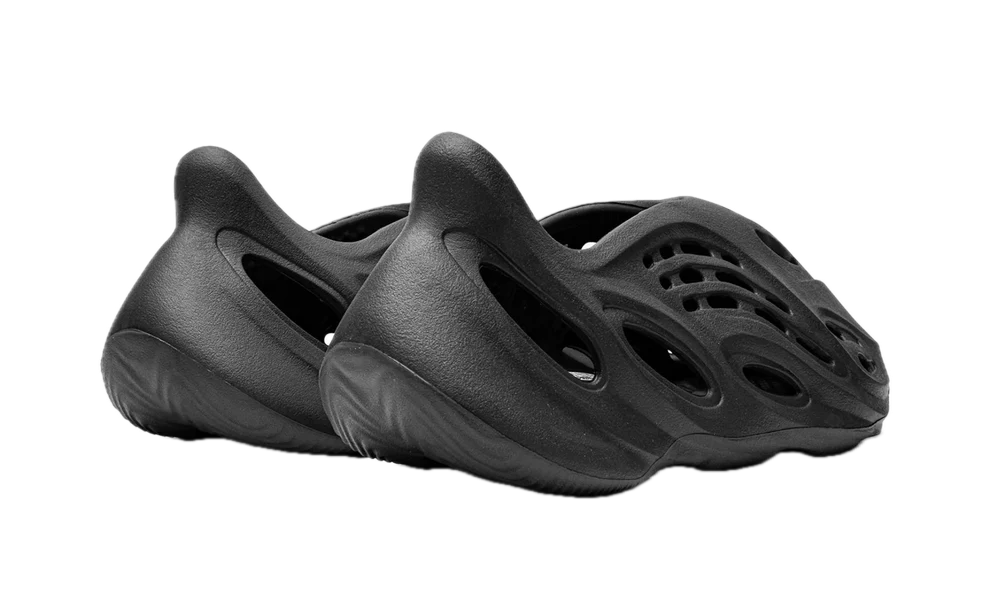 adidas-Yeezy-Foam-RNR-Onyx-1-1