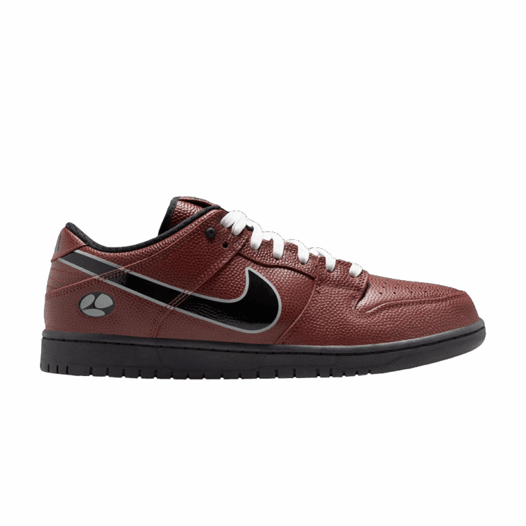 Nike SB Dunk Low Limosine Skateboards