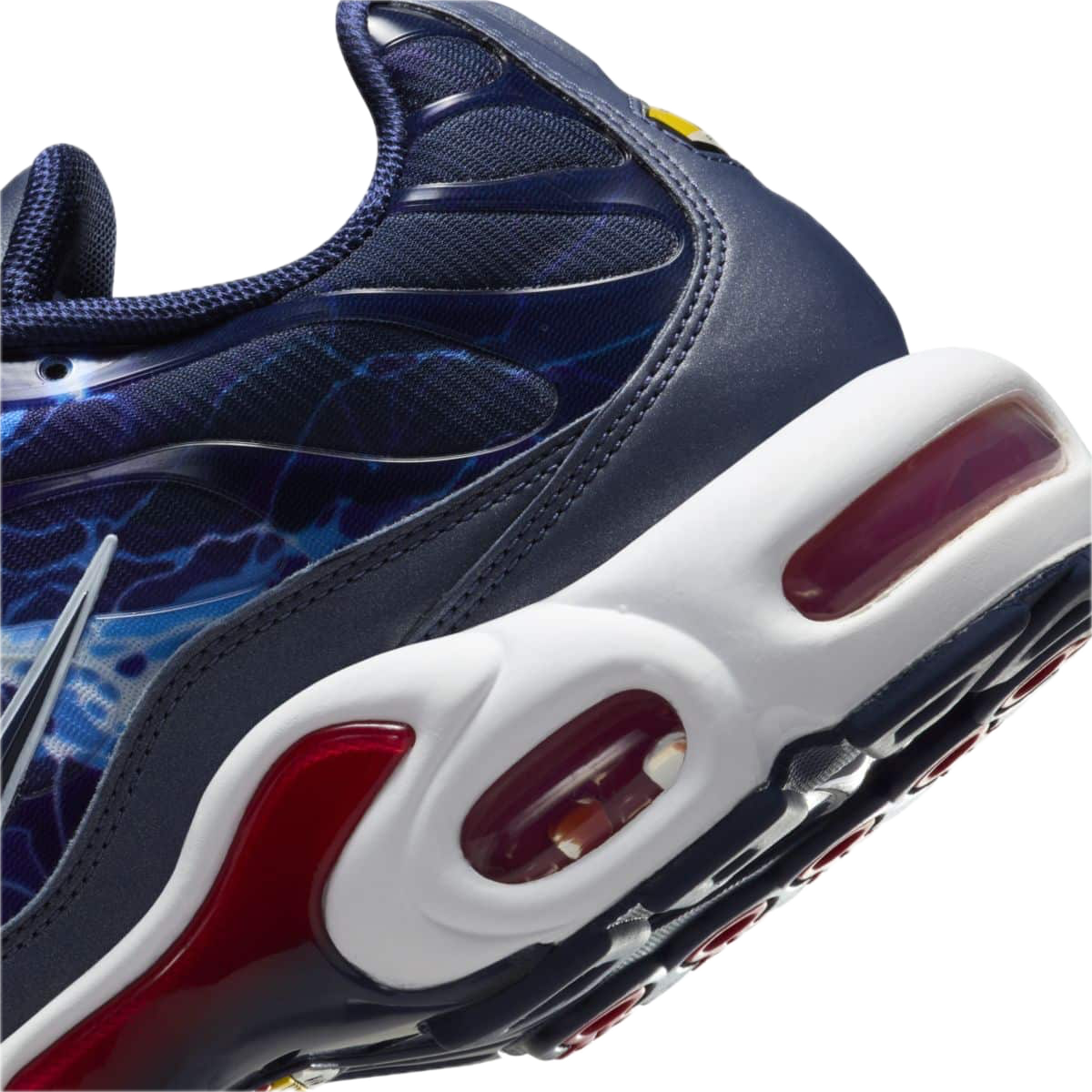 Nike-Air-Max-Plus-Eclair-Lightning-2025-8